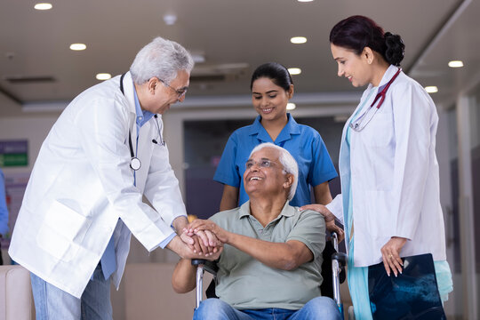 Doctors taking care of elders at Atman Care Home